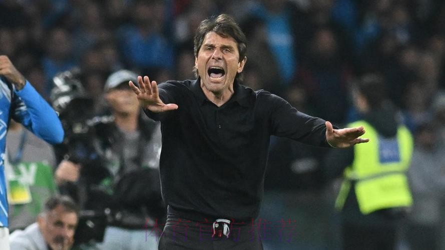 一场2-2激战!国际米兰战平那不勒斯,孔蒂抗议裁判,被红牌罚下 一场2-2激战!国际米兰战平那不勒斯,孔蒂抗议裁判,被红牌罚下